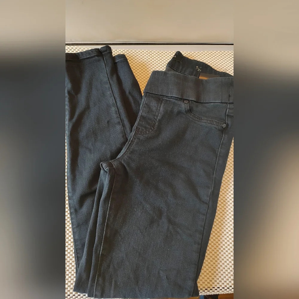 Liverpool Denim Legging Size 4 Black Pull On Style: LM2021SC2